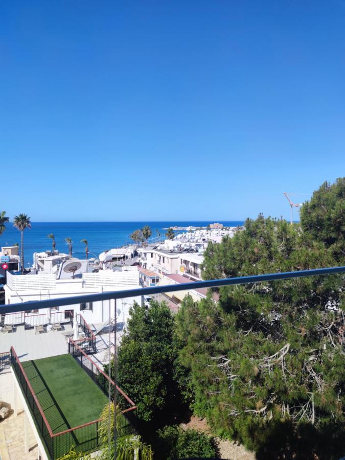 Dionysos Central Paphos Bagian luar foto
